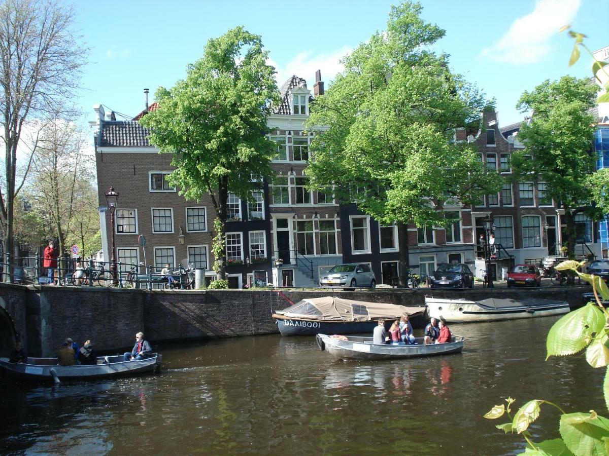 The Blue Stairs Bed and Breakfast Amsterdam Exteriör bild