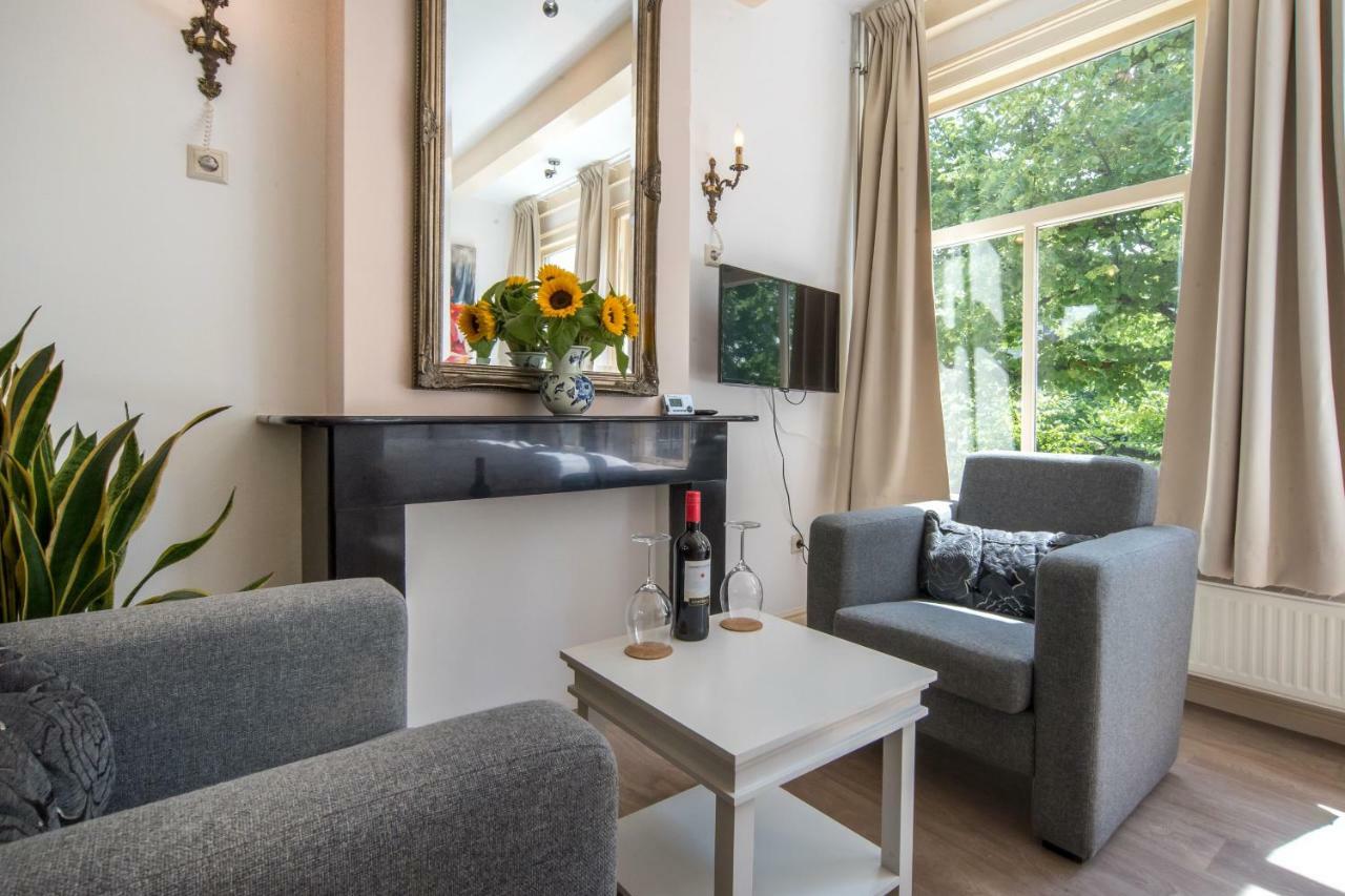 The Blue Stairs Bed and Breakfast Amsterdam Exteriör bild