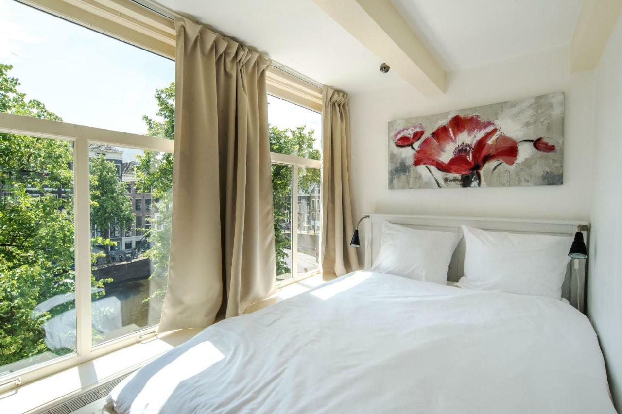 The Blue Stairs Bed and Breakfast Amsterdam Exteriör bild